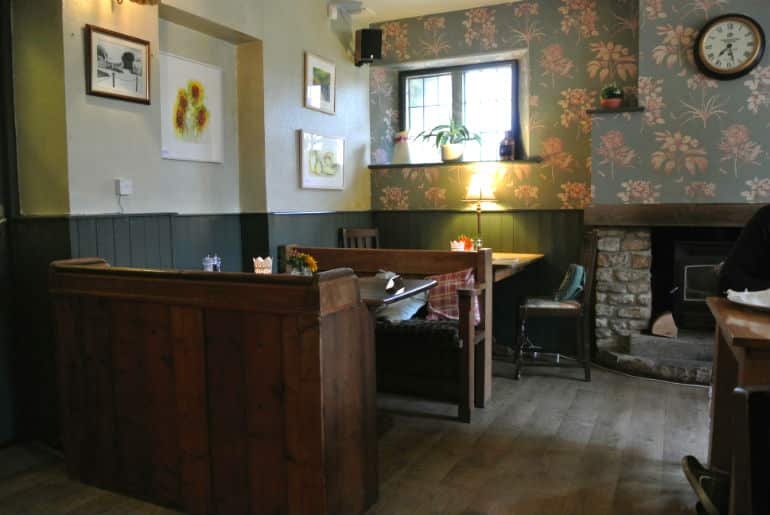 Tollgate Inn Holt review decor