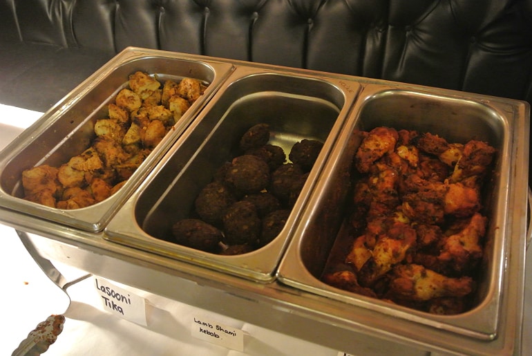 Calcutta Brasserie Stony Stratford Milton Keynes restaurant review Sunday buffet tandoori niblets